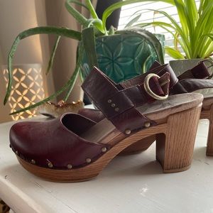 dansko dotty clog sandal. women’s size 7.5